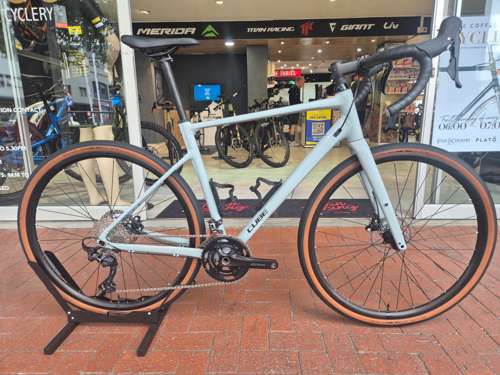Cube Nuroad Race – Haze & Gloss Shop Demo (56CM)